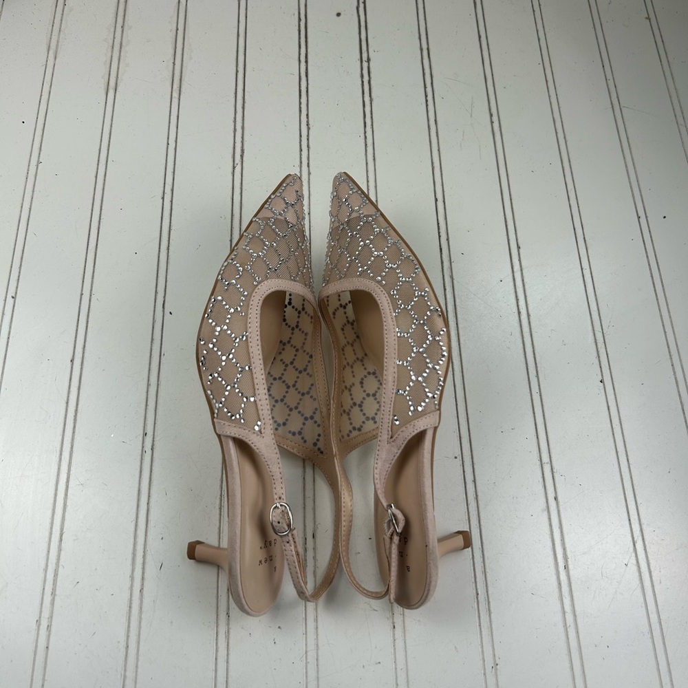 A New Day Gigi Embellished Slingback Kitten Heel in Beige Women’s Size 7.5 - Picture 6 of 8